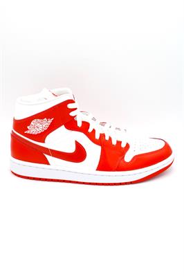 NIKE AIR JORDAN 1 MID